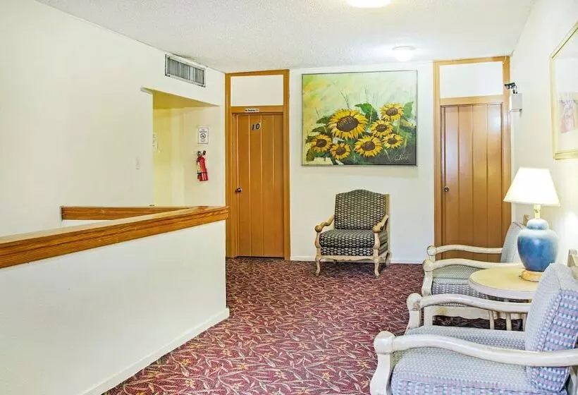 Hotelli Historic Cameron