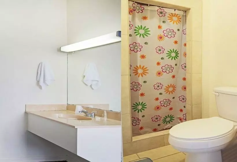 Hotelli Historic Cameron