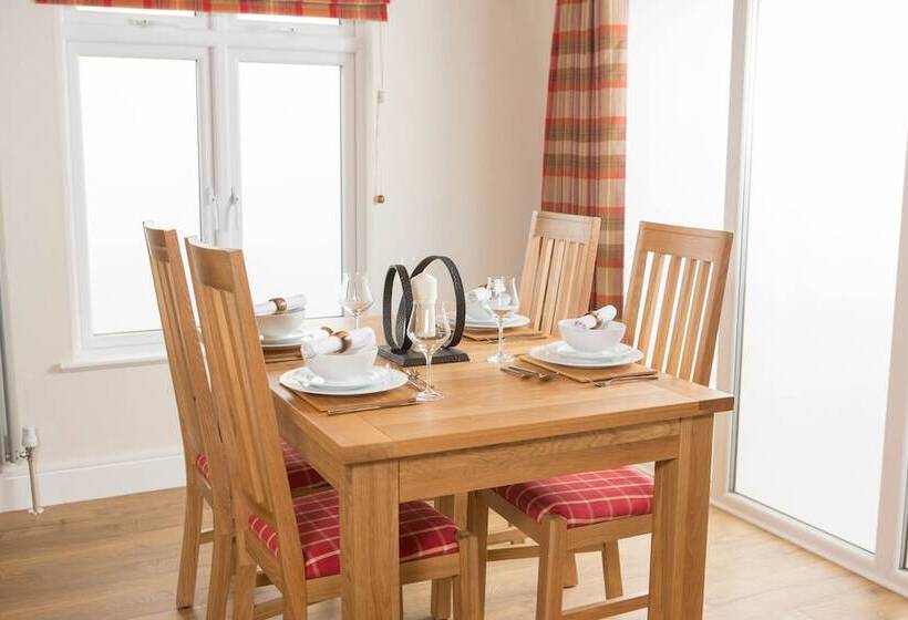 ホテル Hollicarrs   Forest Retreat