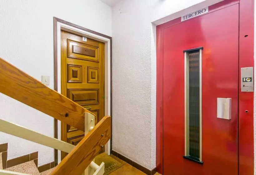 هتل Homeholidaysrentals Apartamento Amaral   Costa Barcelona