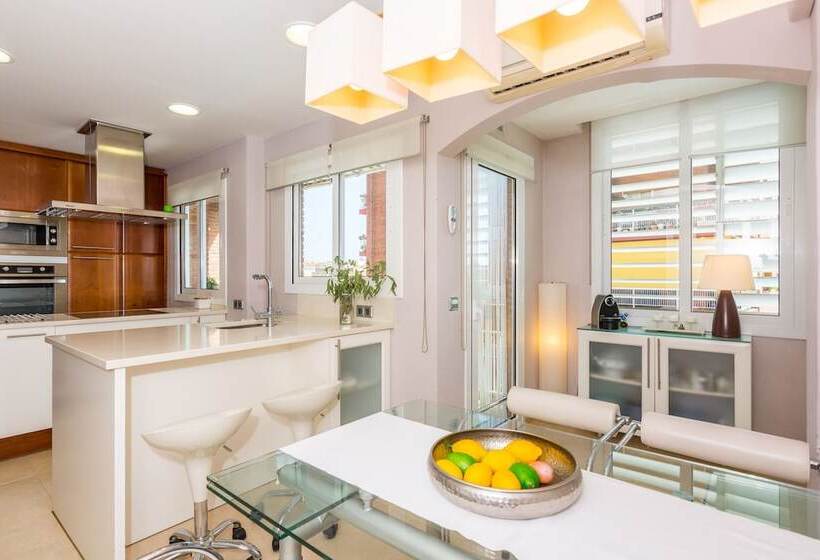 בית מלון כפרי Homeholidaysrentals Apartamento Amaral   Costa Barcelona