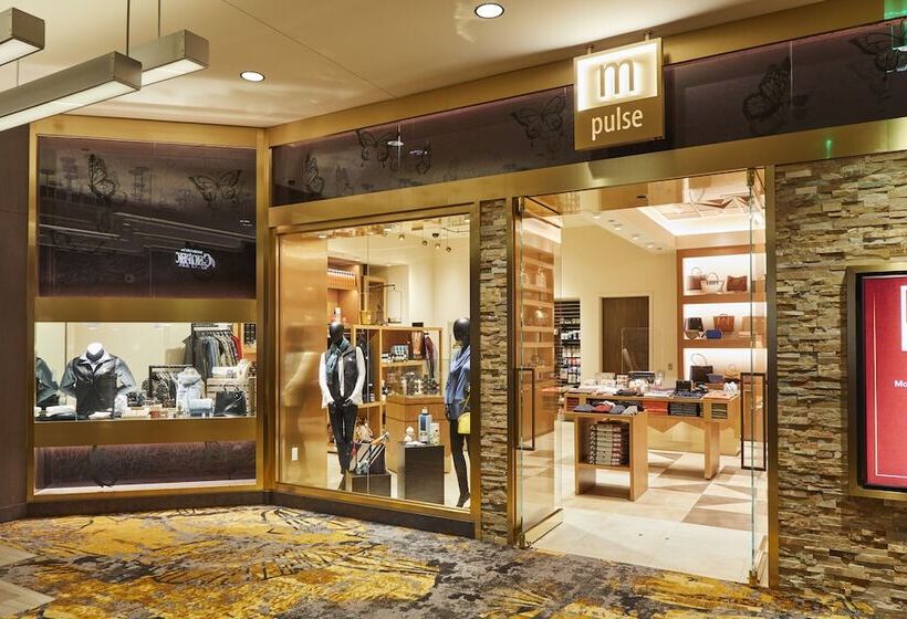 Отель Monarch Casino Resort Spa Black Hawk