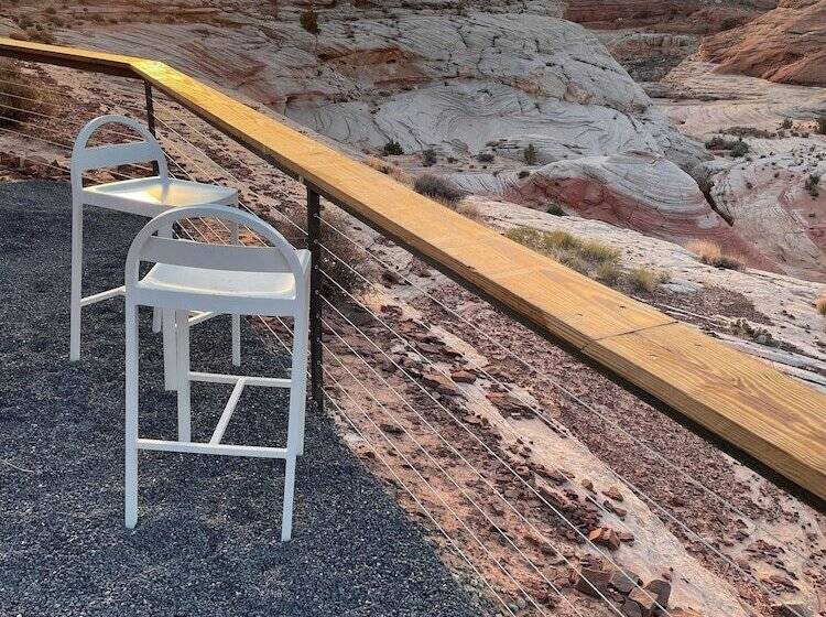 酒店 Under Canvas Lake Powellgrand Staircase