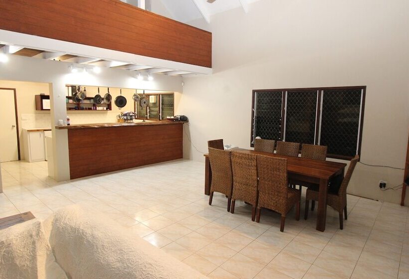 هتل Vila Del Mare