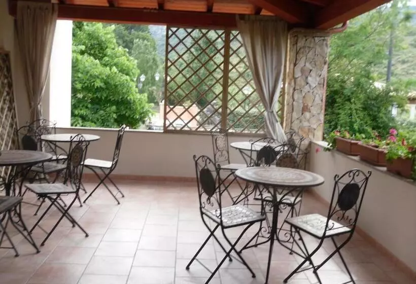 La Ginestra Chia B&b