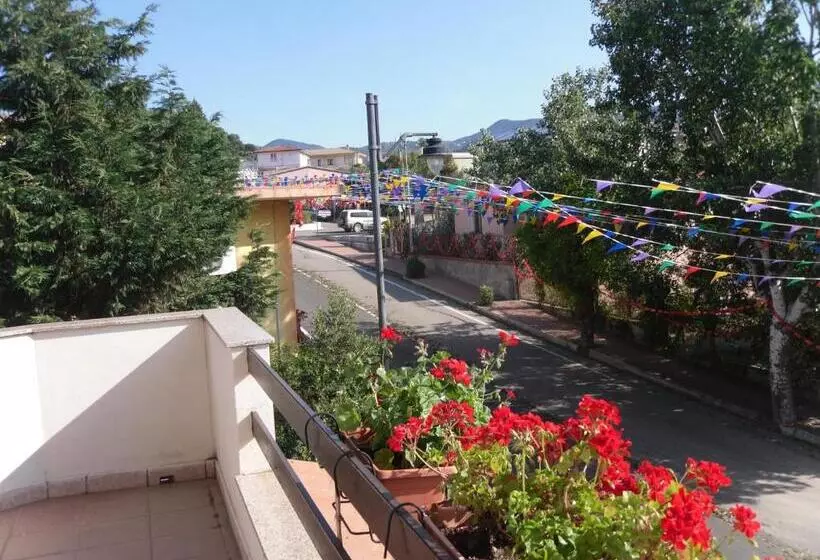 La Ginestra Chia B&b