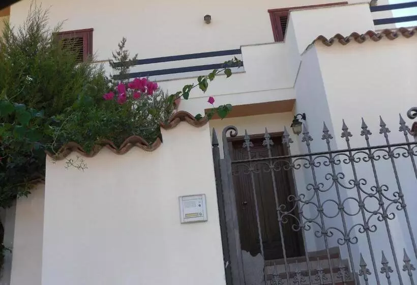 La Ginestra Chia B&b