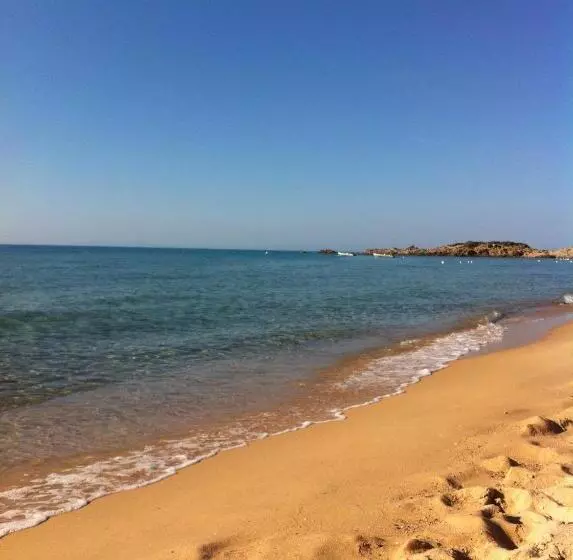 La Ginestra Chia B&b