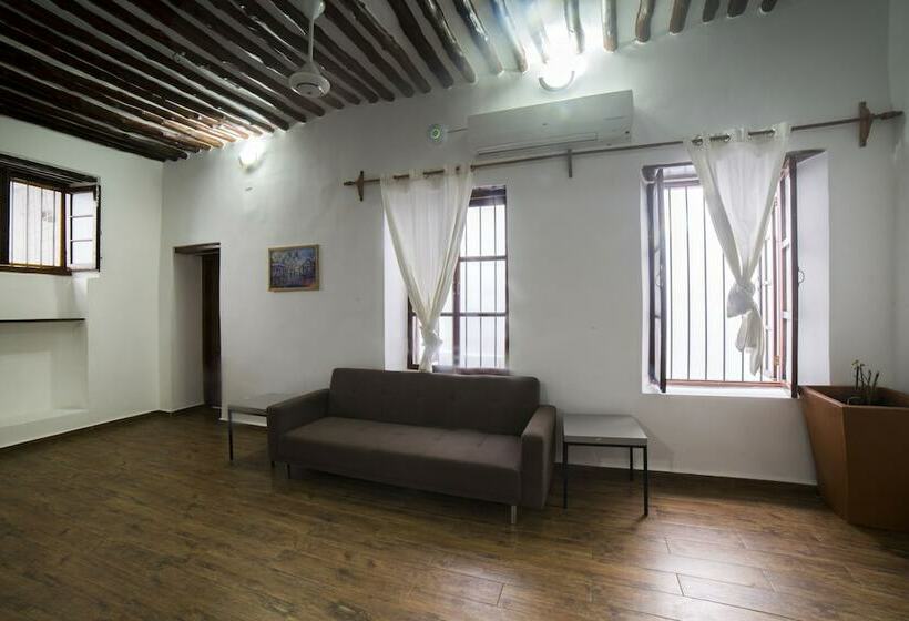 Lala Hostel