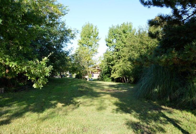 Пансион La Cascade De Hauterive