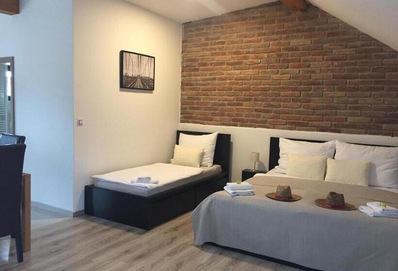 ペンション Penzion Lednice