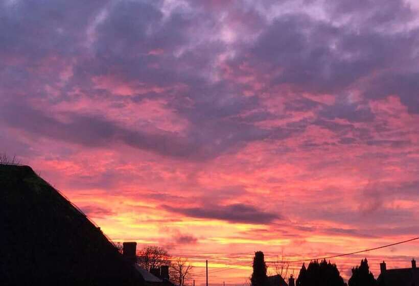 Perfect Cottage Hideaway In The Divine Pewsey Vale