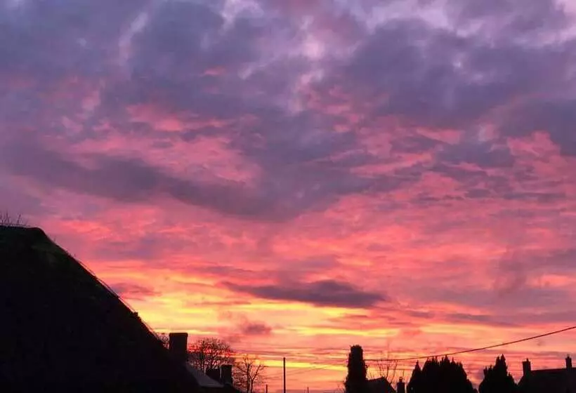 Perfect Cottage Hideaway In The Divine Pewsey Vale