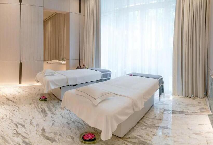 Platinium Holiday Home At Five Residences Palm Jumeirah Dubai