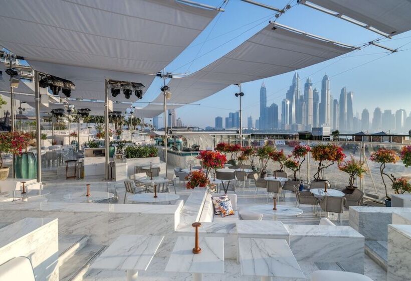 Platinium Holiday Home At Five Residences Palm Jumeirah Dubai