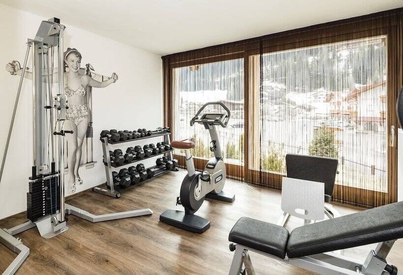 Arthotel Anterleghes   Gardenahotels