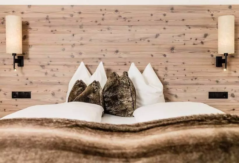 Arthotel Anterleghes   Gardenahotels