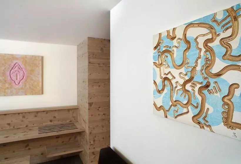 Arthotel Anterleghes   Gardenahotels