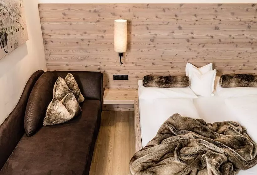 Arthotel Anterleghes   Gardenahotels