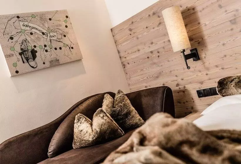 Arthotel Anterleghes   Gardenahotels