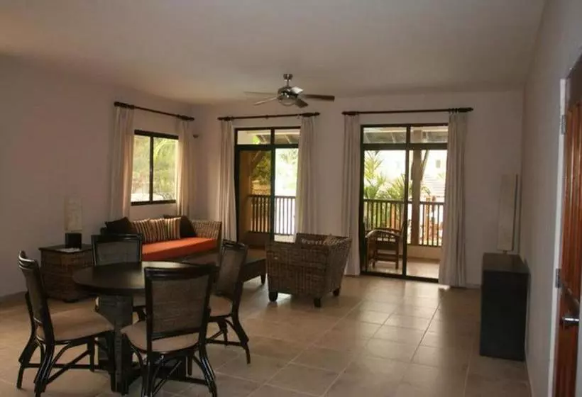 Apartamentos Caribey