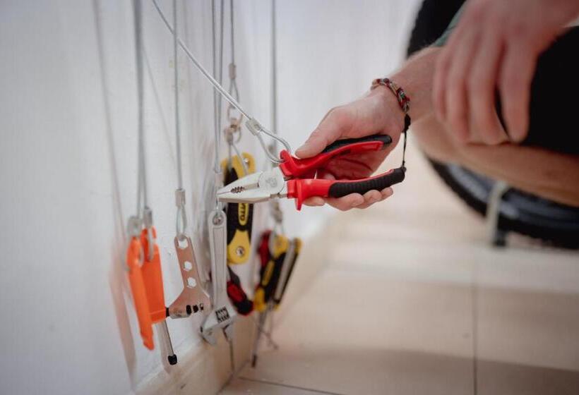 客栈  Fonda Can Fasersia