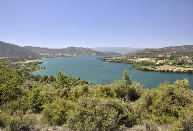 客栈  Fonda Can Fasersia