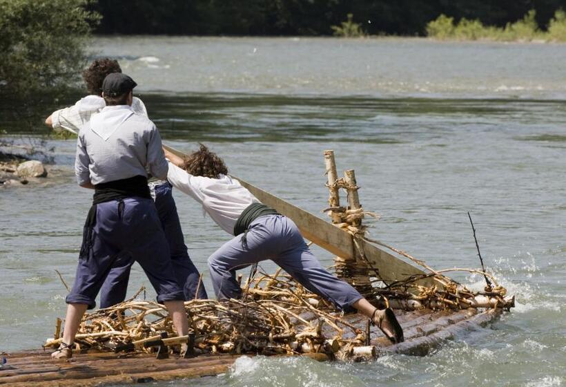 客栈  Fonda Can Fasersia