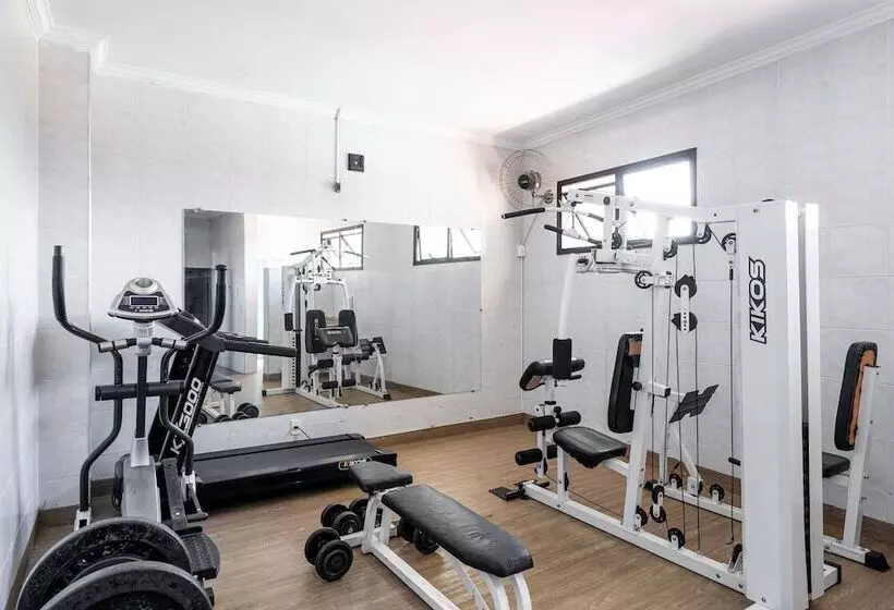 Отель Carlton Plaza São José Dos Campos