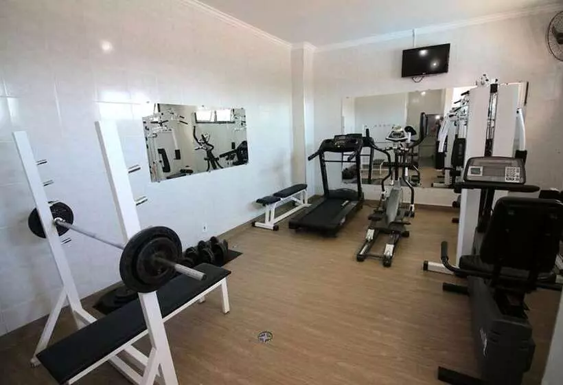 Отель Carlton Plaza São José Dos Campos