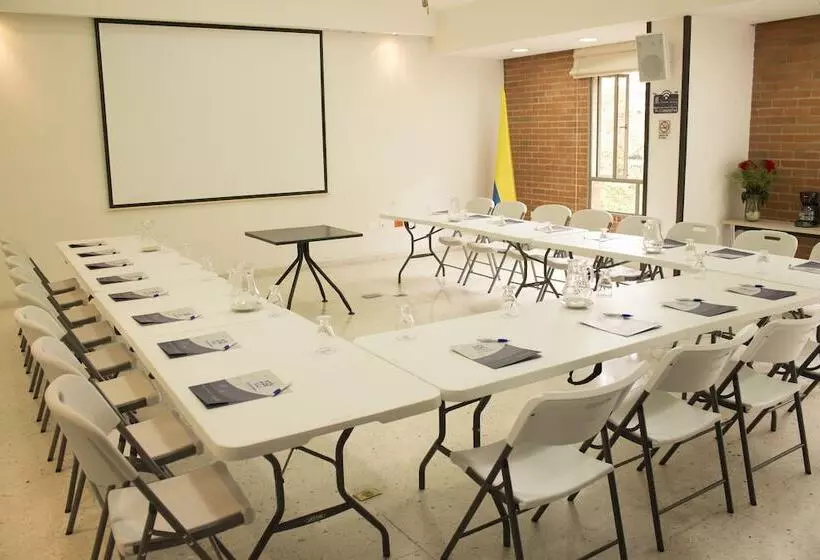 هتل Casa Santa Monica Norte