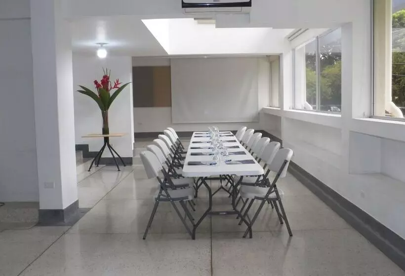 هتل Casa Santa Monica Norte