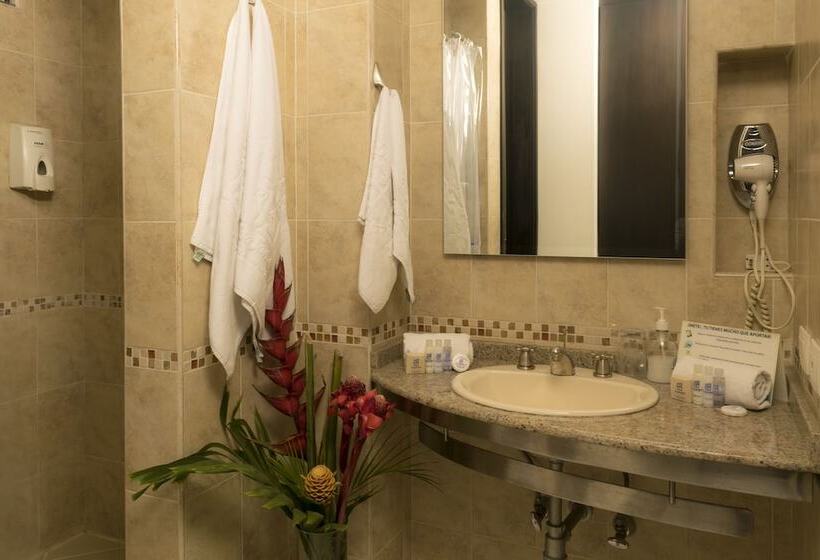 هتل Casa Santa Monica Norte