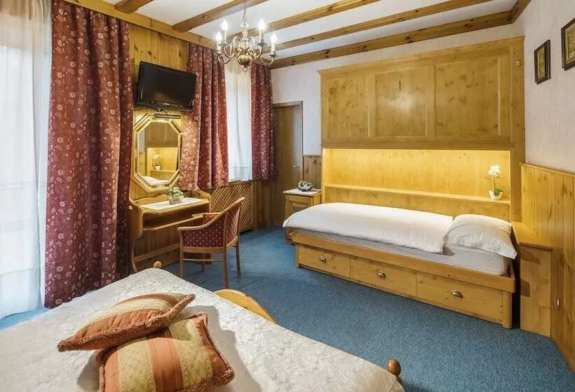 Отель Columbia & Spa