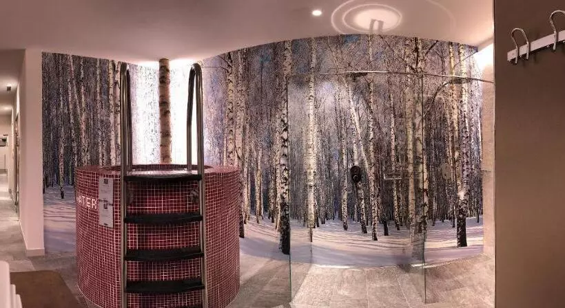 Отель Columbia & Spa