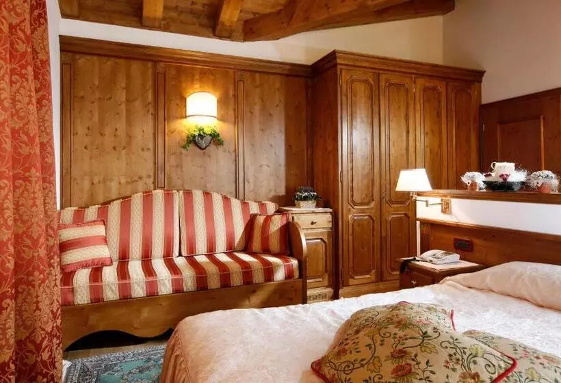 Отель Columbia & Spa