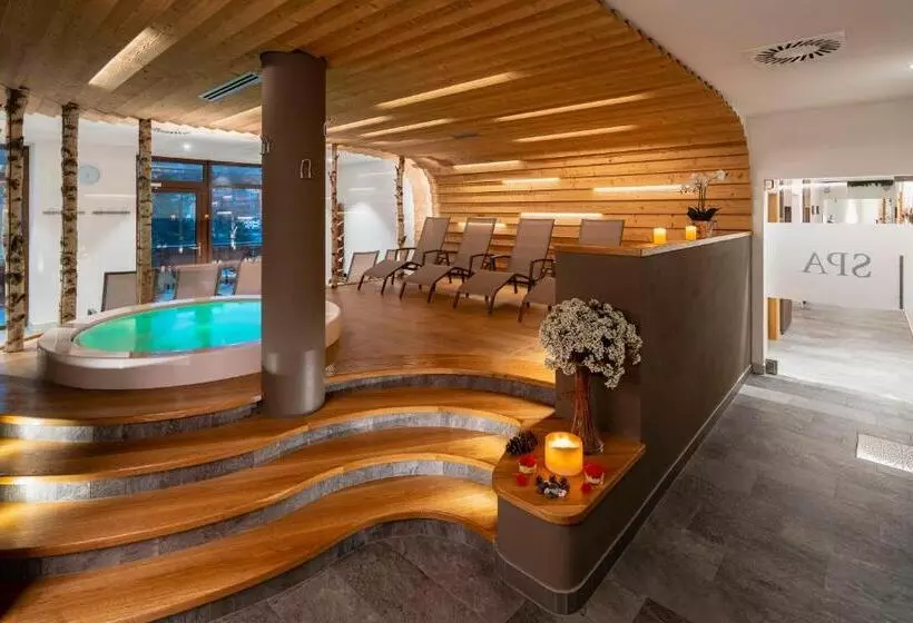 Отель Columbia & Spa