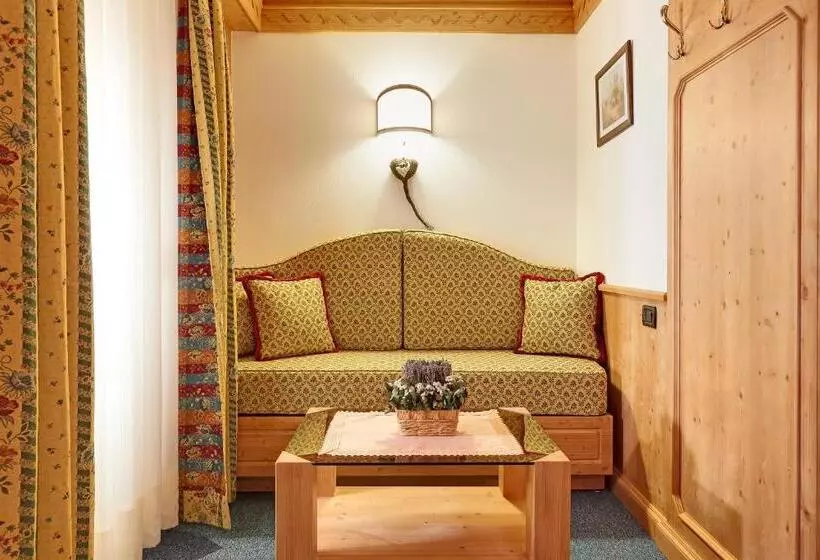 Отель Columbia & Spa