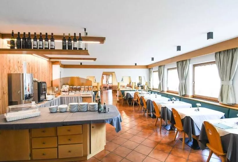 Отель El Laresh