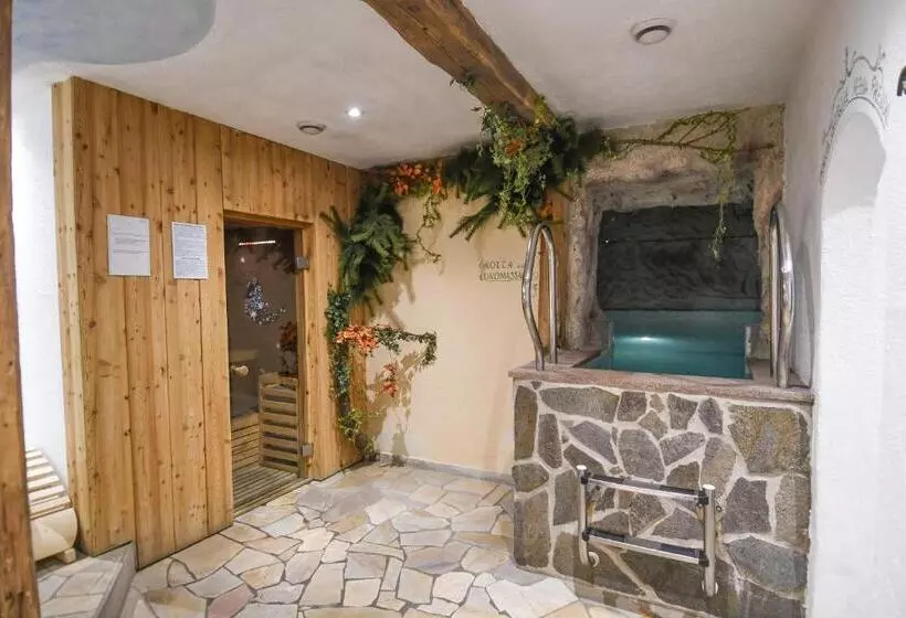 Отель El Laresh