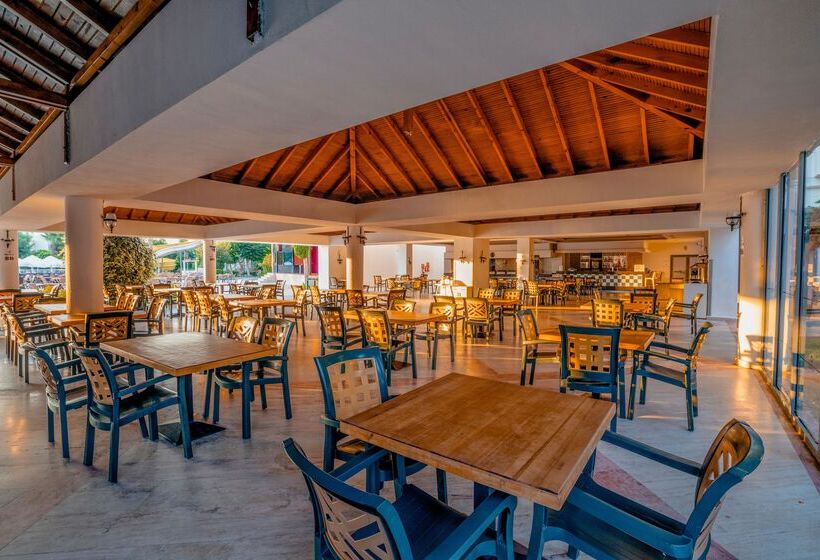 ホテル Greenwood Kemer Resort