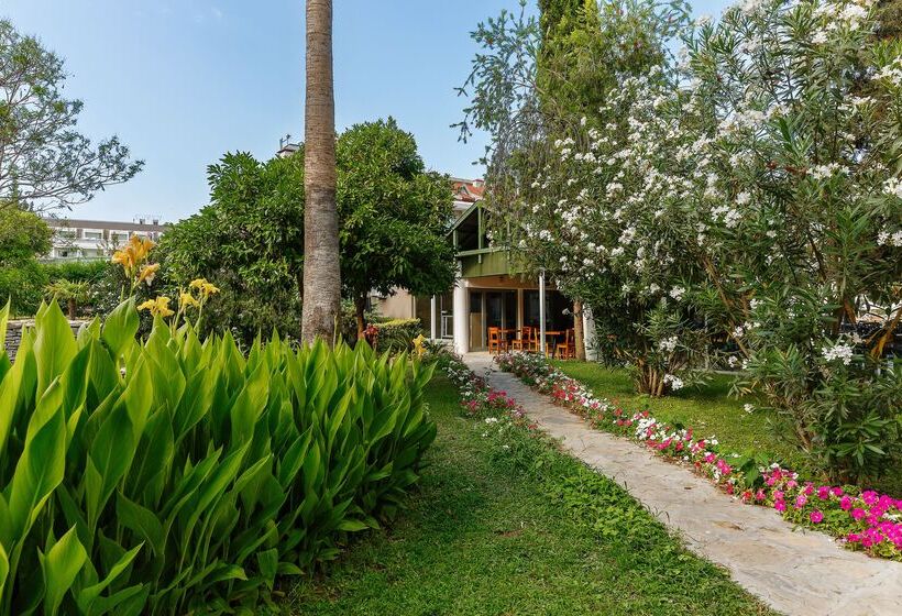 ホテル Greenwood Kemer Resort