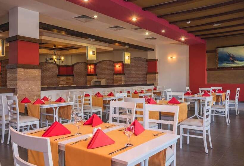 ホテル Greenwood Kemer Resort