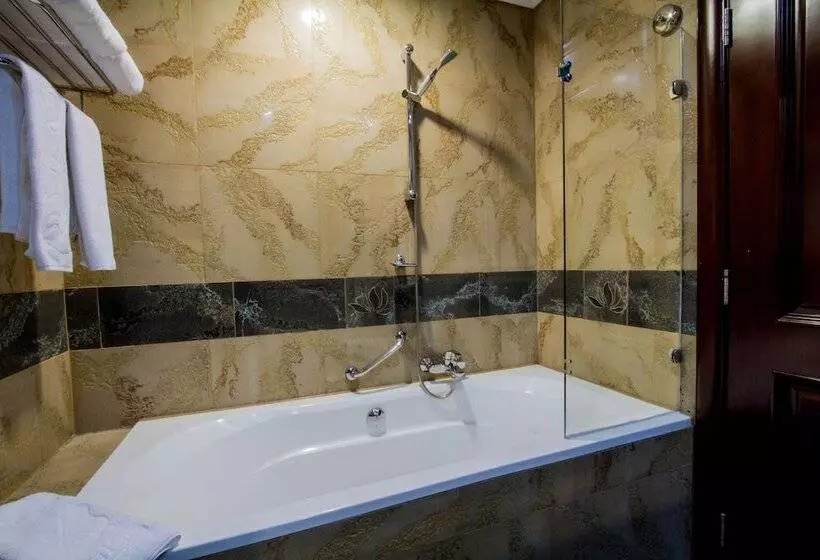 酒店 Hp Tower One Brasov