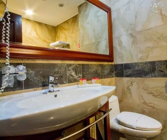 酒店 Hp Tower One Brasov