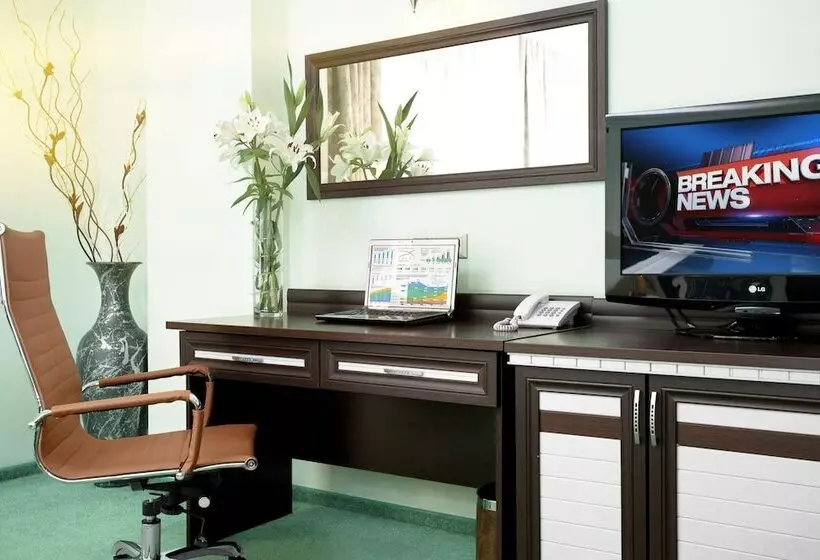 هتل Kazzhol Almaty