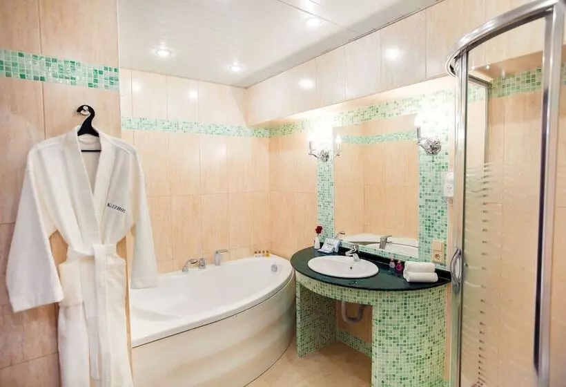 هتل Kazzhol Almaty