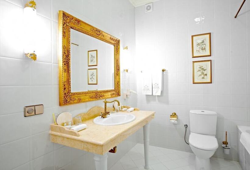 فندق Kronon Park