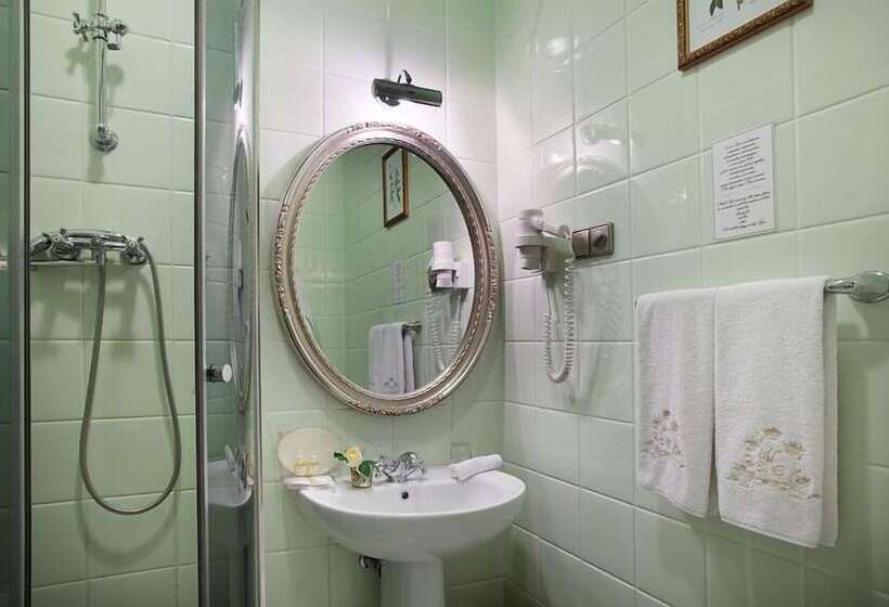 فندق Kronon Park