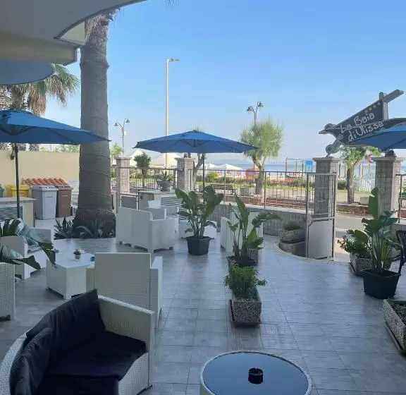 Отель La Baia Di Ulisse